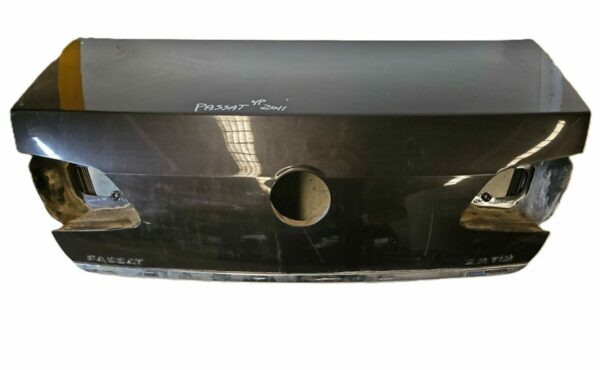 TAPA MALETERO VOLKSWAGEN PASSAT AÑO 2011 4 PUERTAS