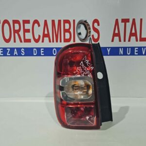 PILOTO TRASERO IZQUIERDO DACIA DUSTER AÑO 2015