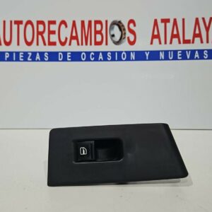 BOTONERA ELEVALUNAS TRASERA DERECHA VOLKSWAGEN PASSAT AÑO 2012
