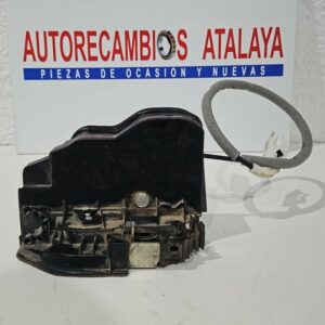 CERRADURA TRASERA DERECHA BMW X3 AÑO 2007