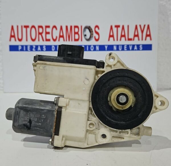 MOTOR ELEVALUNA DELANTERO IZQUIERDO BMW X3 AÑO 2007
