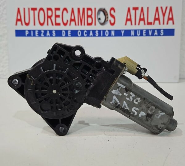 MOTOR ELEVALUNAS DELANTERA DERECHA 5 PUERTAS HYUNDAI I30 AÑO 2008