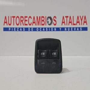 BOTONERA ELEVALUNAS DELANTERA IZQUIERDA RENAULT KANGOO AÑO 2015