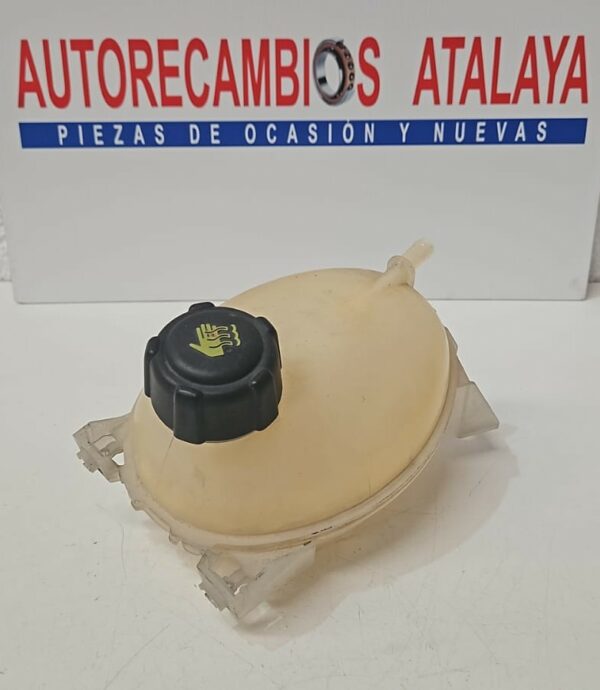 DEPOSITO EXPANSOR 1.5 DCI DACIA DUSTER AÑO 2015