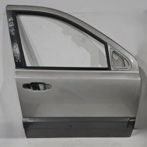PUERTA DELANTERA DERECHA KIA SORENTO AÑO 2005