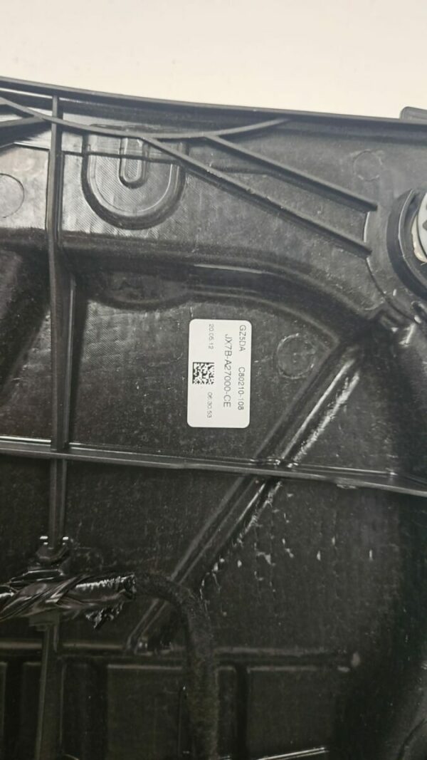 ELEVALUNAS TRASERO DERECHO FORD FOCUS AÑO 2020 SW - Imagen 4