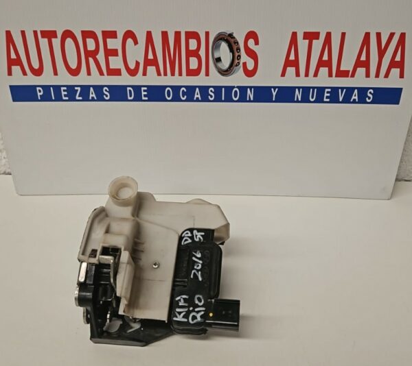 CERRADURA DELANTERA DERECHA KIA RIO AÑO 2016 5 PUERTAS
