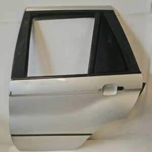 PUERTA TRASERA IZQUIERDA BMW X5 AÑO 2004