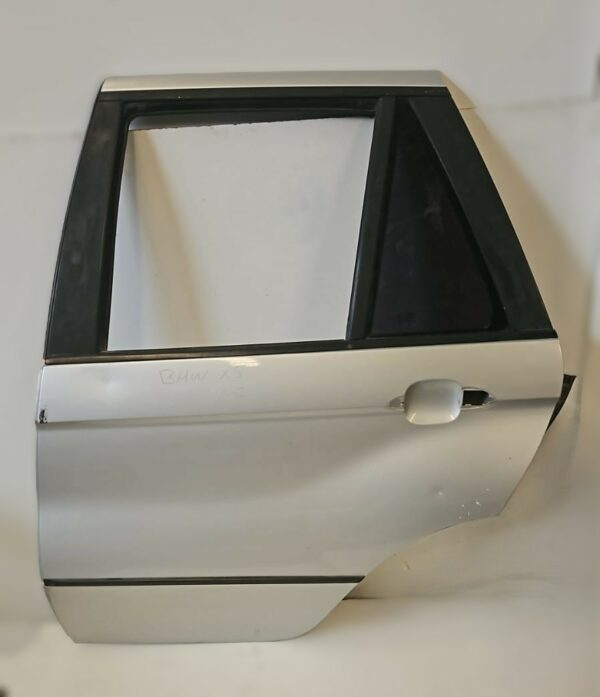 PUERTA TRASERA IZQUIERDA BMW X5 AÑO 2004