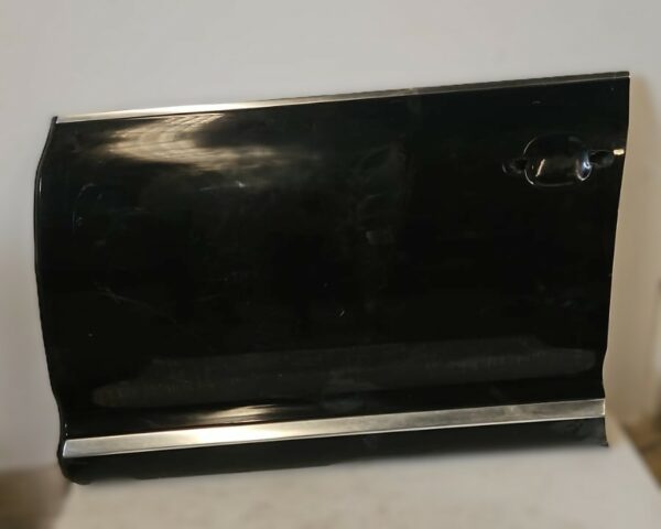 PUERTA DELANTERA IZQUIERDA VOLKSWAGEN TOUAREG AÑO 2005