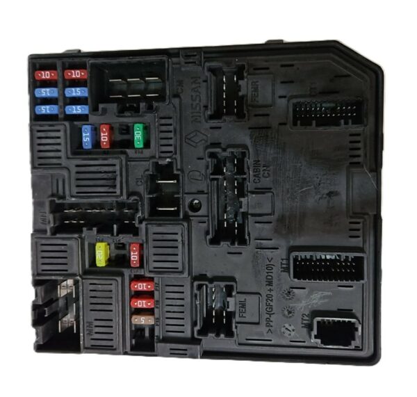 CAJA RELES FUSIBLES 1.5 DCI NISSAN QASHQAI AÑO 2018