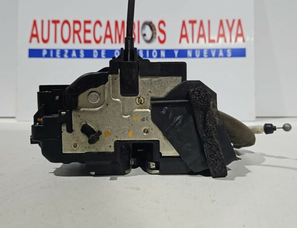 CERRADURA TRASERA DERECHA NISSAN JUKE AÑO 2017 - Imagen 3
