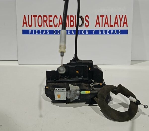 CERRADURA TRASERA IZQUIERDA NISSAN JUKE AÑO 2017