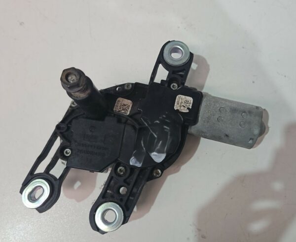 MOTOR LIMPIA TRASERO VOLKSWAGEN GOLF VII AÑO 2015 - Imagen 3