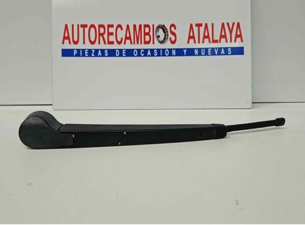 BRAZO LIMPIA TRASERO VOLKSWAGEN GOLF AÑO 2015