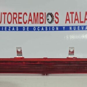 TERCERA LUZ DE FRENO VOLKSWAGEN EOS DESCAPOTABLE AÑO 2010