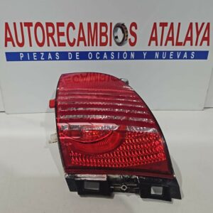 PILOTO TRASERO DERECHO PARAGOLPE PEUGEOT 2008 AÑO 2016