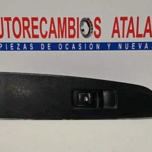 BOTONERA ELEVALUNAS TRASERA DERECHA SSANGYONG ACTYON PICK-UP AÑO 2008