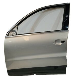 PUERTA DELANTERA IZQUIERDA VOLKSWAGEN TIGUAN AÑO 2010