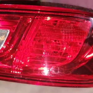 PILOTO TRASERO DERECHO EXTERIORÂ RENAULT CLIO IV AĂO 2013-2021