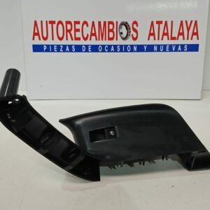BOTONERA ELEVALUNAS DELANTERA DERECHA SEAT IBIZA IV (6J5,6P1) AÑO 2008-2017