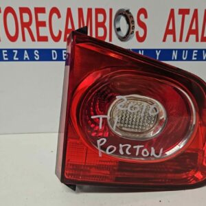 PILOTO INTERIOR TRASERO IZQUIERDO VOLKSWAGEN TIGUAN AÑO 2010