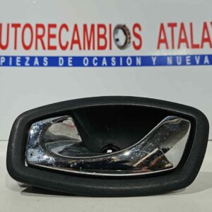 MANETA INTERIOR TRASERA IZQUIERDA RENAULT CLIO IV AĂO 2015