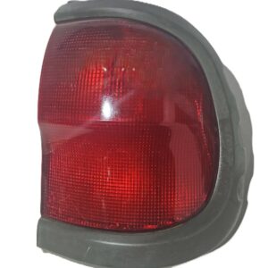 PILOTO EXTERIOR TRASERO DERECHO NISSAN TERRANO II