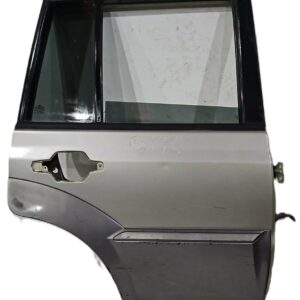 PUERTA TRASERA DERECHA HYUNDAI TERRACAN AÑO 2004