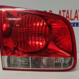 PILOTO INTERIOR TRASERO IZQUIERDO VOLKSWAGEN TOUAREG AÑO 2005