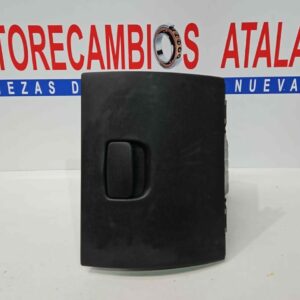 GUANTERA RENAULT MASTER AÑO 2016