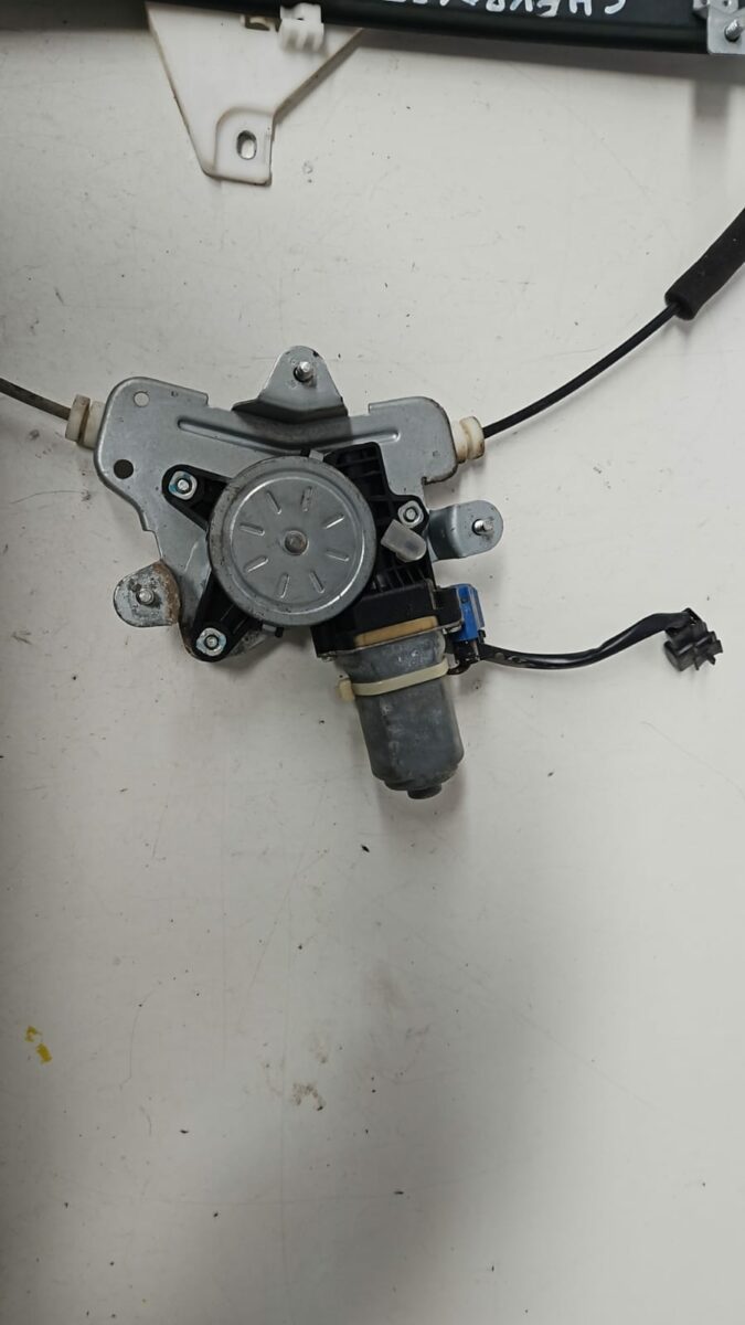 ELEVALUNAS TRASERO IZQUIERDO CHEVROLET CAPTIVA AÑO 07-11 - Imagen 4