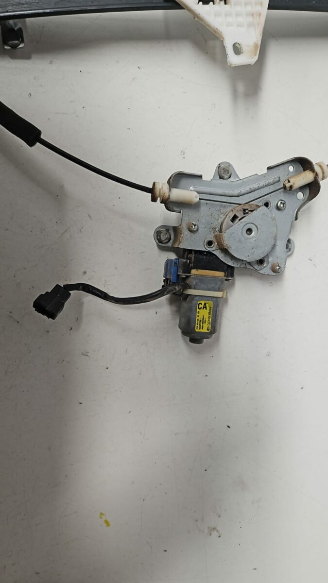 ELEVALUNAS TRASERO IZQUIERDO CHEVROLET CAPTIVA AÑO 07-11 - Imagen 3