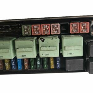 CAJA DE FUSIBLES Y RELES DEL MOTOR 1.6 GASOLINA MINI ONE-COOPER (R50, R53, R52 DESCAPOTABLE) AÑO 01-06