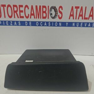 GUANTERA PEQUEÑA DE LA PUERTA DELANTERA IZQUIERDA RENAULT KOLEOS AÑO 2010