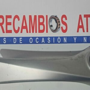 MOLDURA DE PUERTA CON MANDO RETROVISOR RENAULT KOLEOS AÑO 2010