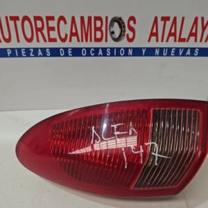 PILOTO TRASERO IZQUIERDO ALFA ROMEO 147 AÑO 2003