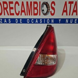 PILOTO TRASERO DERECHO 5 PUERTAS SUZUKI LIANA AÑO 2001-2004