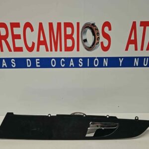 MANETA INTERIOR CON MOLDURA DELANTERA DERECHA SSANGYONG REXTON AÑO 2008 5 PUERTAS