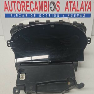 CUADRO INSTRUMENTOS TOYOTA YARIS AÑO 2002