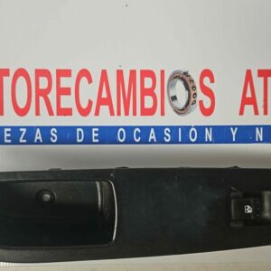 BOTONERA ELEVALUNAS TRASERA IZQUIERDA SSANGYONG REXTON AÑO 2007