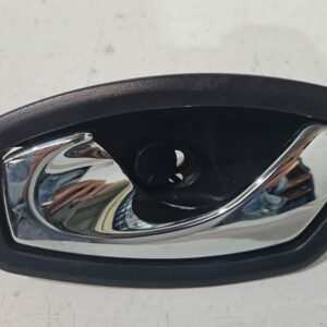 MANETA INTERIOR TRASERA IZQUIERDA RENAULT CLIO IV AÑO 2014