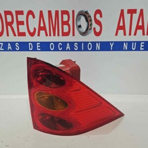 PILOTO TRASERO IZQUIERDO PEUGEOT 1007 AĂO 2005