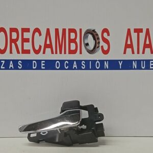MANETA INTERIOR TRASERA DERECHA CROMADA MITSUBISHI GRANDIS AÑO 2007