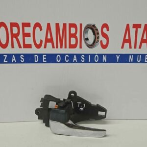 MANETA INTERIOR TRASERA IZQUIERDA CROMADA MITSUBISHI GRANDIS AÑO 2007