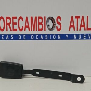 ANCLAJE CINTURON DE SEGURIDAD DELANTERO DERECHO SKODA FABIA AÑO 2012