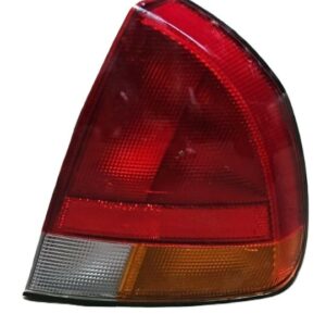 PILOTO TRASERO DERECHO MITSUBISHI CARISMA AÑO 1995-1999