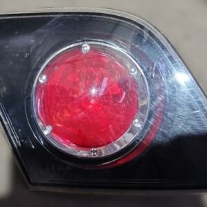 PILOTO INTERIOR TRASERO IZQUIERDO 4 PUERTAS MAZDA 3 (SERIE BK) AÑO 2004-2007