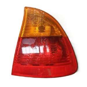 PILOTO EXTERIOR TRASERO DERECHO FAMILIAR BMW SERIE 3 (E46) AÑO 2001-2005