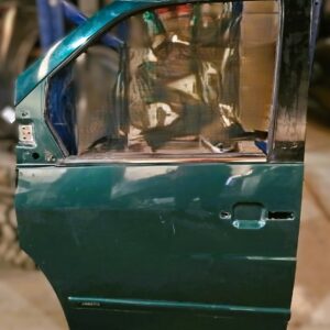 PUERTA DELANTERA IZQUIERDA MERCEDES VITO AÑO 2000